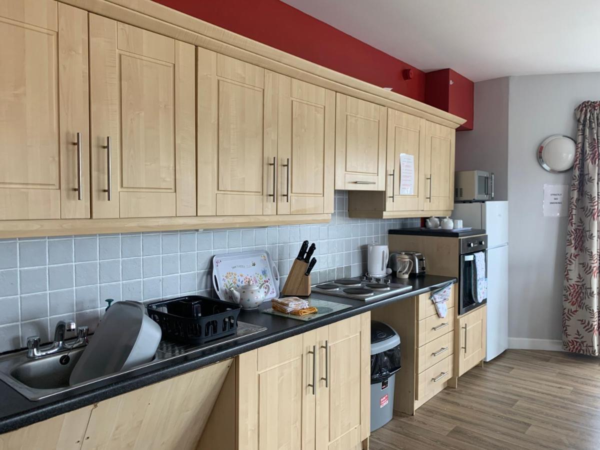 Priory House, Student Accommodation, Manor Village Apartments, Cork Road, X91W427 Waterford Eksteriør billede